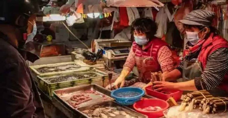 فيروس-كورونا-الموجود-في-سوق-المأكولات-البحرية-واللحوم-في-الصين-ينصح-الناس-بعدم-تناول-الأسماك