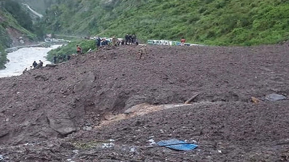 الامطار-الغزيرة-تدمر-نيبال-والانهيارات-الارضية-تقتل-11-شخصا-و-23-مفقودا