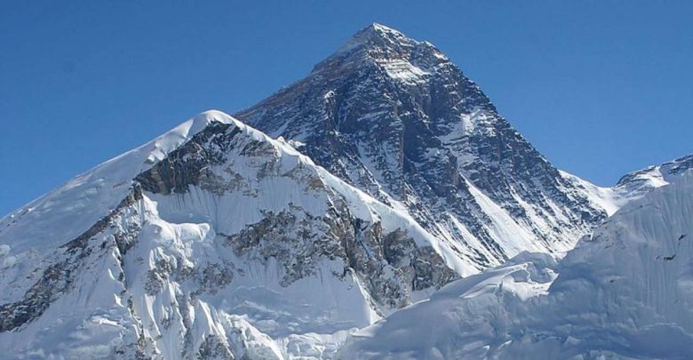 إن-تحرك-الصين-الجديد-على-جبل-إيفرست-،-جنبًا-إلى-جنب-مع-نيبال-،-سيشكل-ذروة-جديدة-للقمة