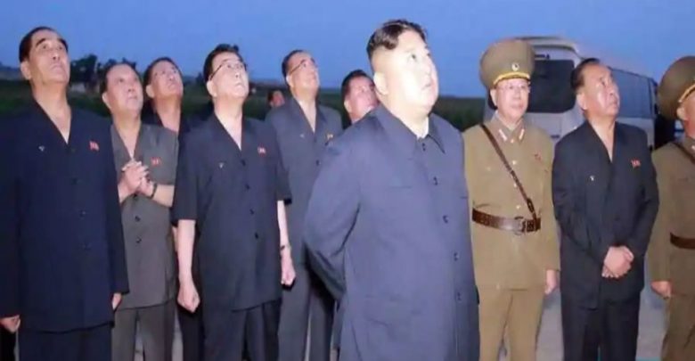 تعرف-على-سبب-بحث-كوريا-الشمالية-عن-جثتها-عن-طريق-حرق-ضابط-كوري-جنوبي