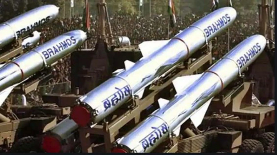 اختبار-ناجح-لصاروخ-كروز-الأسرع-من-الصوت-brahmos-،-تم-تدمير-الهدف-في-بحر-العرب