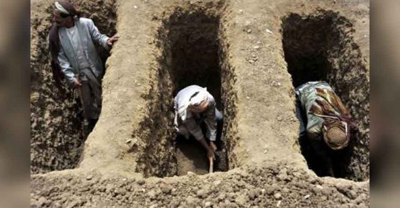 اليمن:-43-قتيلا-من-المهاجرين-دفنوا-في-مقبرة-جماعية-وحرقوا-حتى-الموت-في-مركز-اعتقال