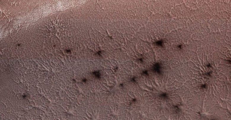 “العناكب”-على-المريخ:-لقد-أربك-لغز-“العناكب”-على-المريخ-العلماء-حتى-الآن-،-وتحولات-من-دراسة-جديدة-إلى-مهمة-المريخ