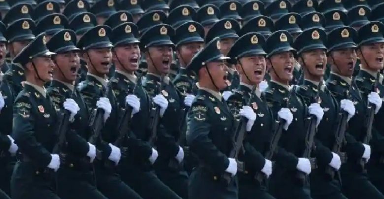 الجنود-الصينيون-الذين-شوهدوا-يعملون-في-سريلانكا-،-قدم-قائد-الجيش-السابق-مزاعم-خطيرة-ضد-الحكومة