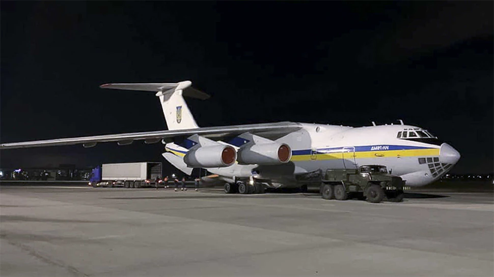 ونقلت-الطائرة-الأوكرانية-التي-اختطفت-في-كابول-لإنقاذ-الناس-العالقين-إلى-إيران