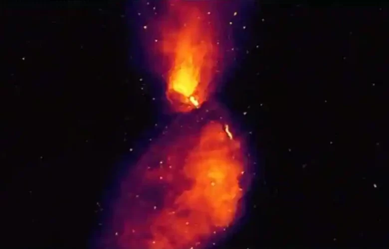 ثار-البركان-في-ثقب-أسود-في-الفضاء-،-وظهرت-صورة-مروعة