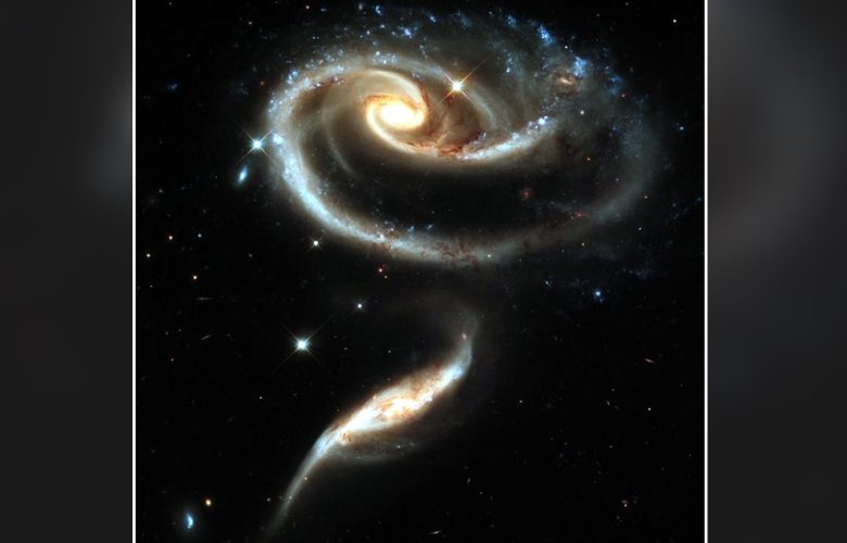 “-زهرة-الفضاء-''-شوهدت-من-قبل-من-تلسكوب-هابل-في-“-عيد-الحب-“