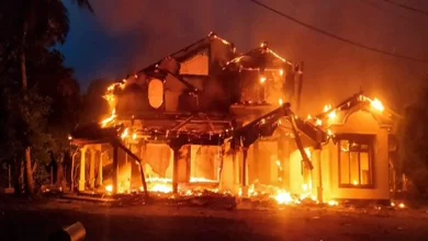عنف-لا-يمكن-السيطرة-عليه-في-سريلانكا-،-متظاهرون-يحرقون-منزل-راجاباكسا-؛-النائب-انتحر