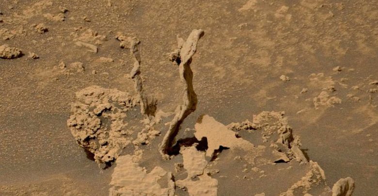 صورة-مروعة-لكوكب-المريخ:-ظهرت-صورة-مروعة-على-كوكب-المريخ-على-شكل-يد-غريبة